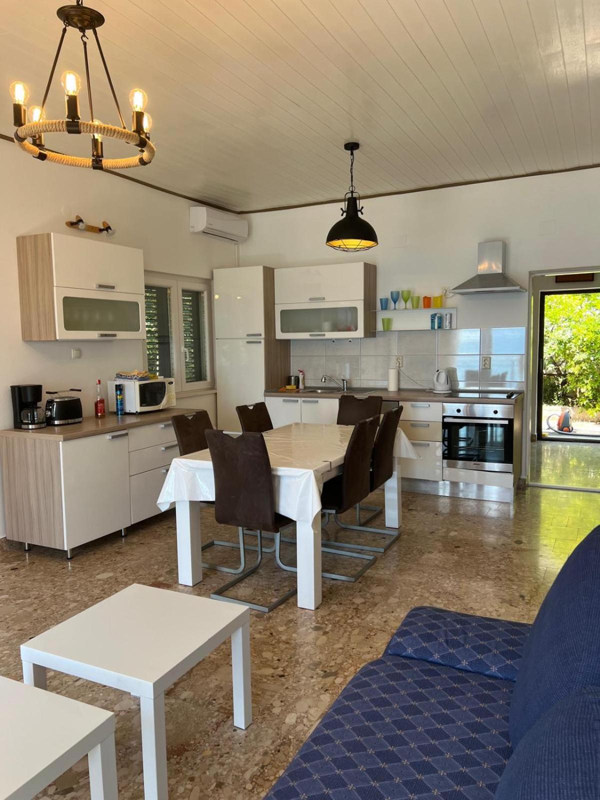 Villa Amarela Seget Vranjica Esterno foto