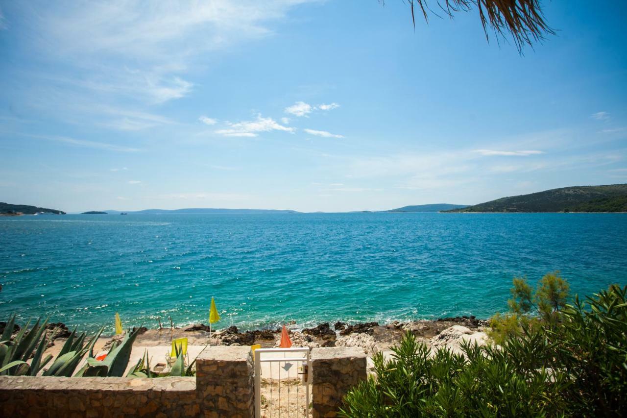Villa Amarela Seget Vranjica Esterno foto